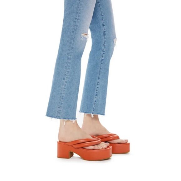 💕MOTHER💕 The Hustler Ankle Fray Jeans ~ Thrilling Shots 28 NWT - Picture 3 of 16